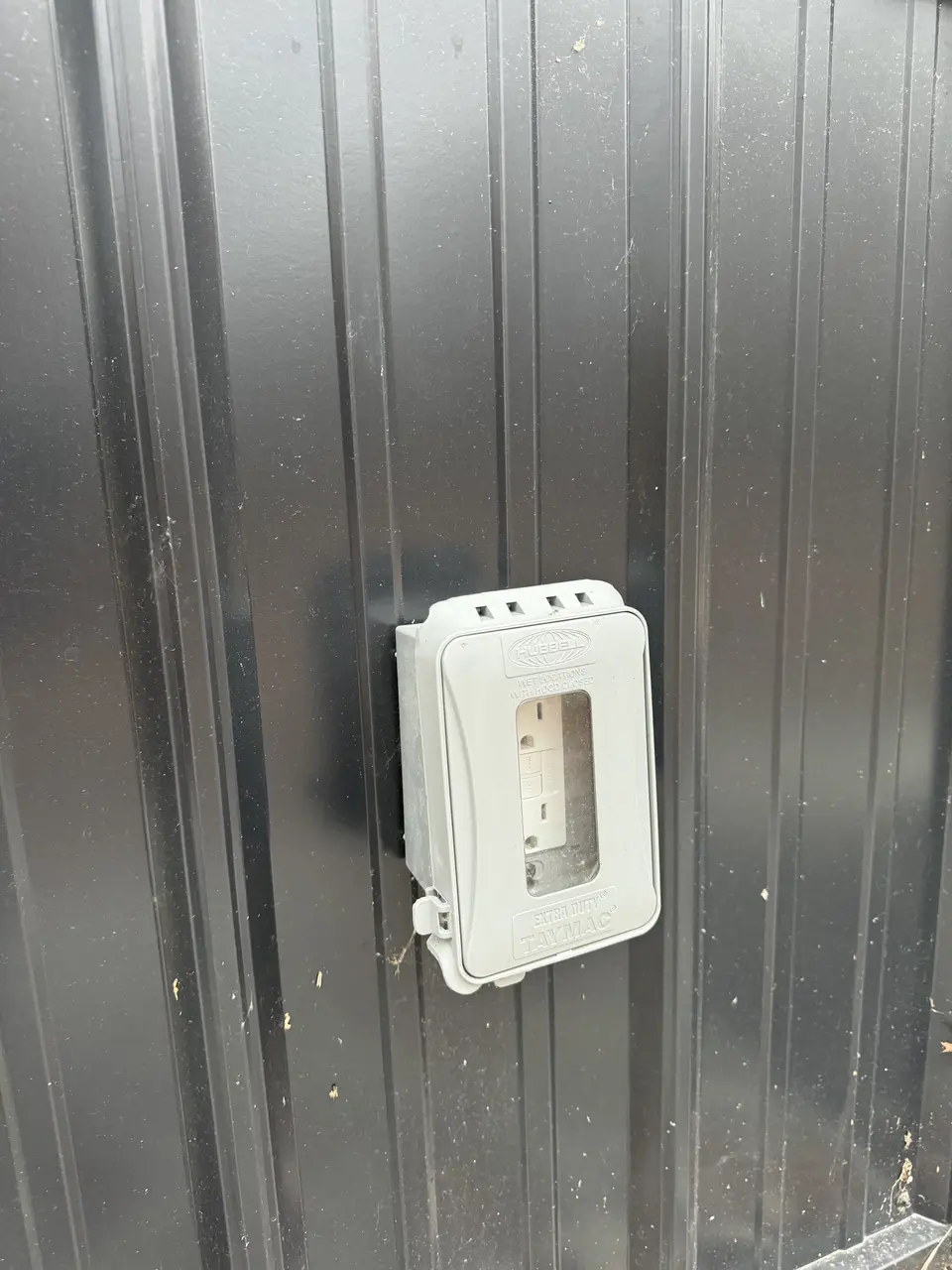 Exterior GFCI outlet