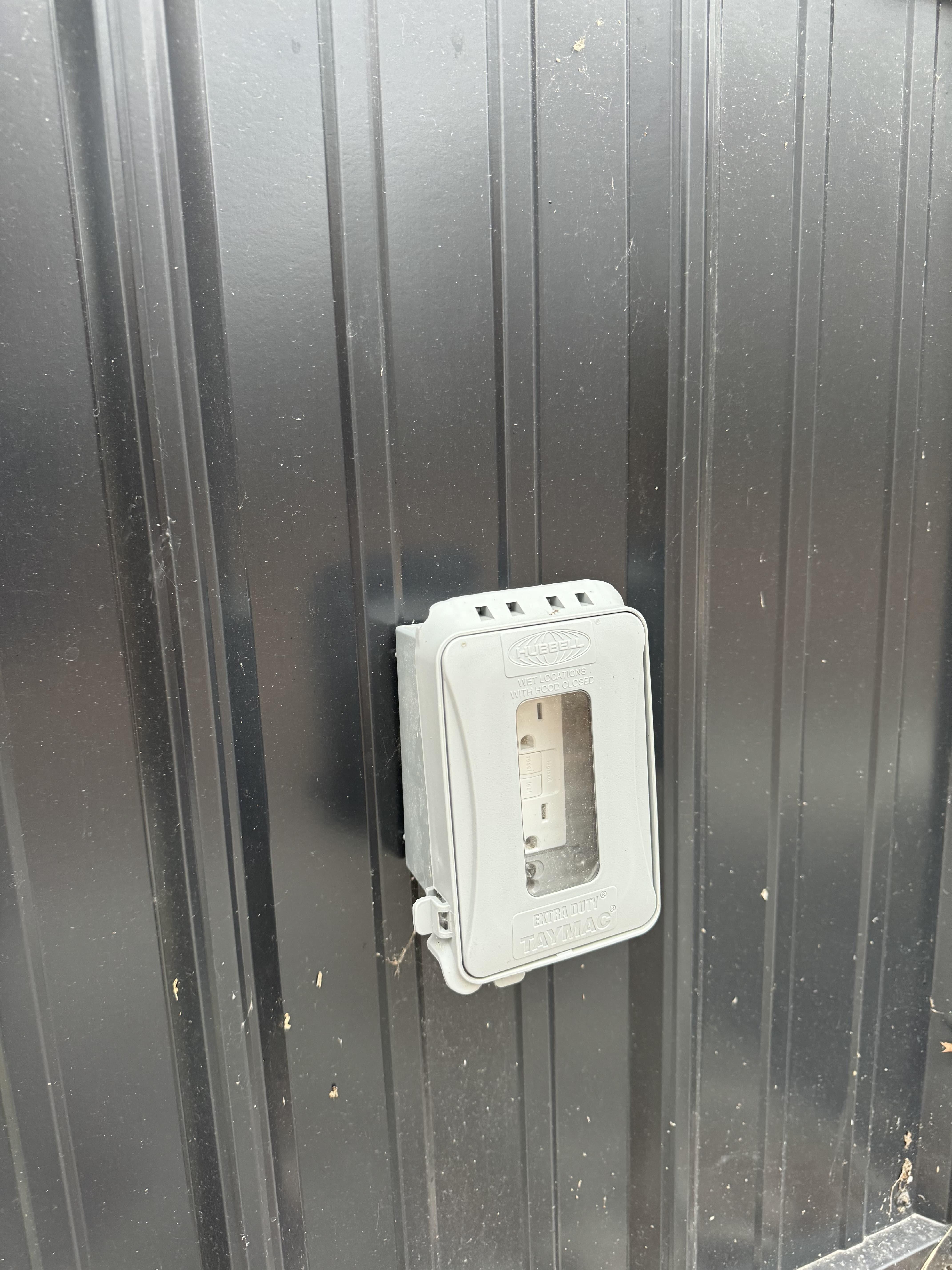 Exterior GFCI outlet